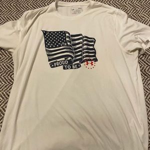 Mens Large Under Armour Tee Shirt
